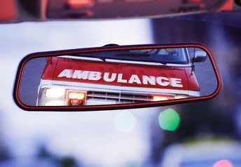 Alesan Tulisan Ambulance Dibalik