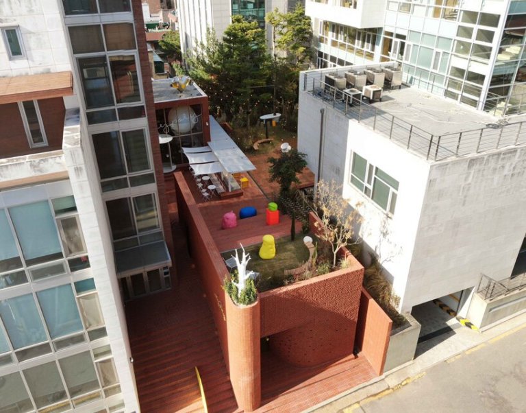 rOLYPOLY, RESTORAN KOREA DENGAN 7 AREA MAKAN BERBEDA