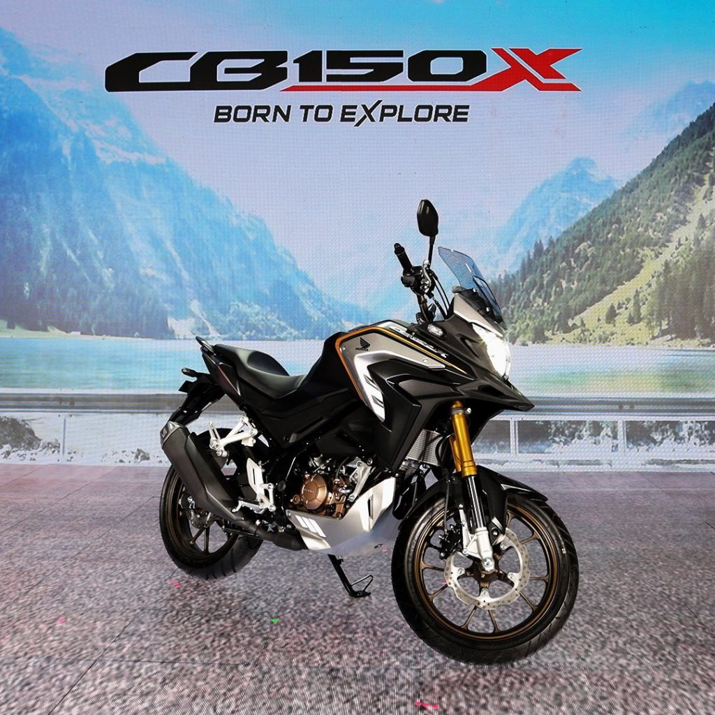 honda-cb150x-luncur-simak-7-keunikan-motor-adventure-touring-rp-30-jutaan-ini