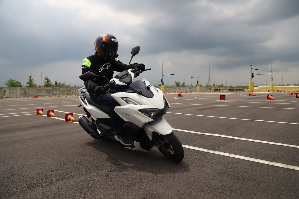 Honda Vario 160 cc, Bandingkan Daya PCX &amp; Kekarnya Ingatkan Aerox