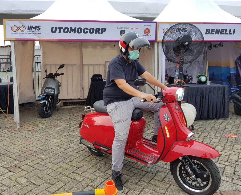 Vespa Tua Listrik, Motor Asli Marquez, IIMS 2022 Juga Pamerkan &quot;NMAX Listrik&quot;