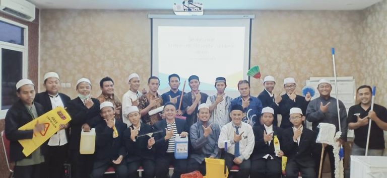 Training Cleaning &amp; Funtastic Service