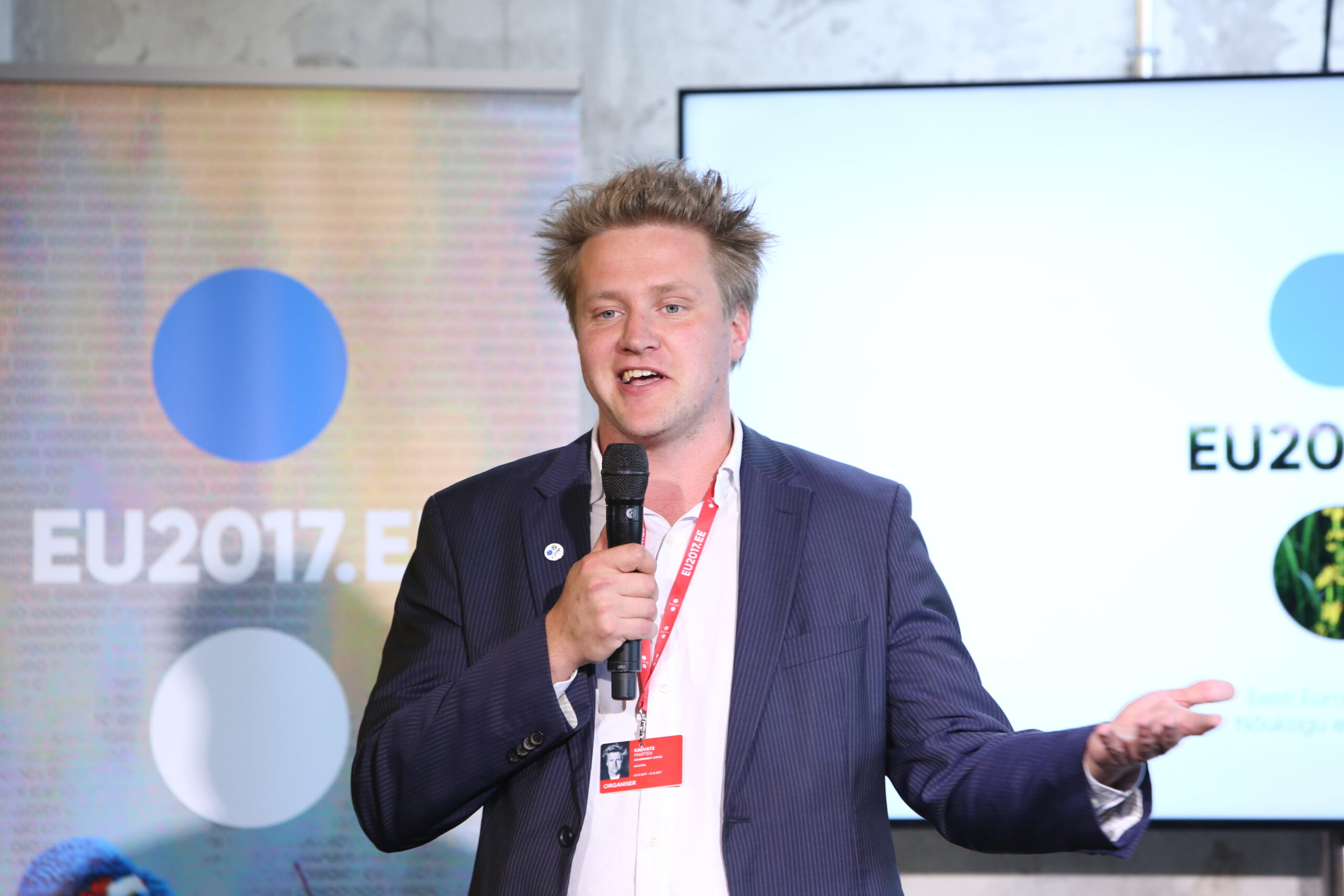 AI untuk membangun e-governance di luar krisis(estonia)