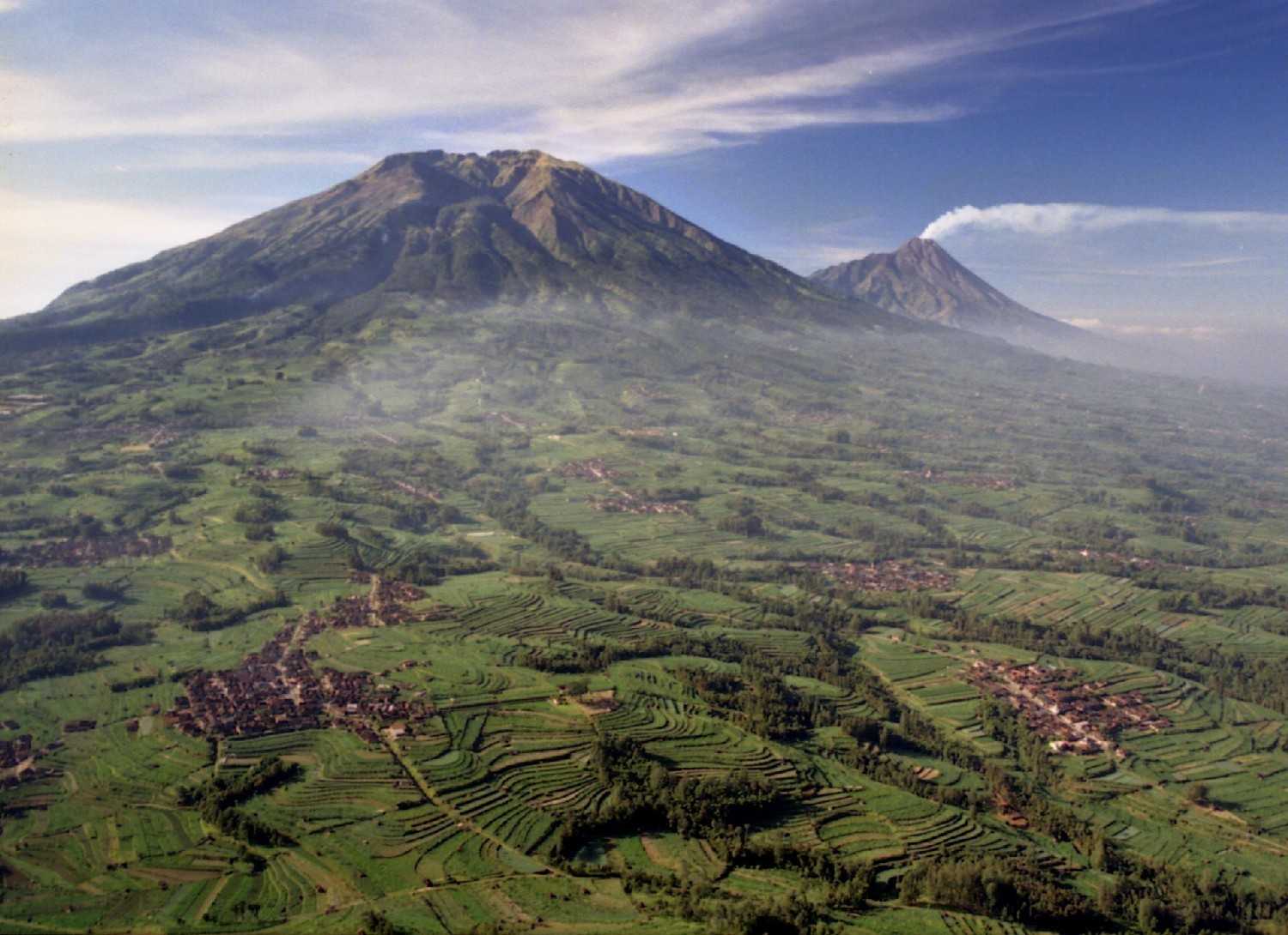 HABIS KELUD TERBITLAH G.MERBABU