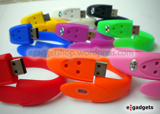 NEW Exclusive USB Leather, Flashdisk gelang TURUN HARGA! (bisa digrafir pula gannn)