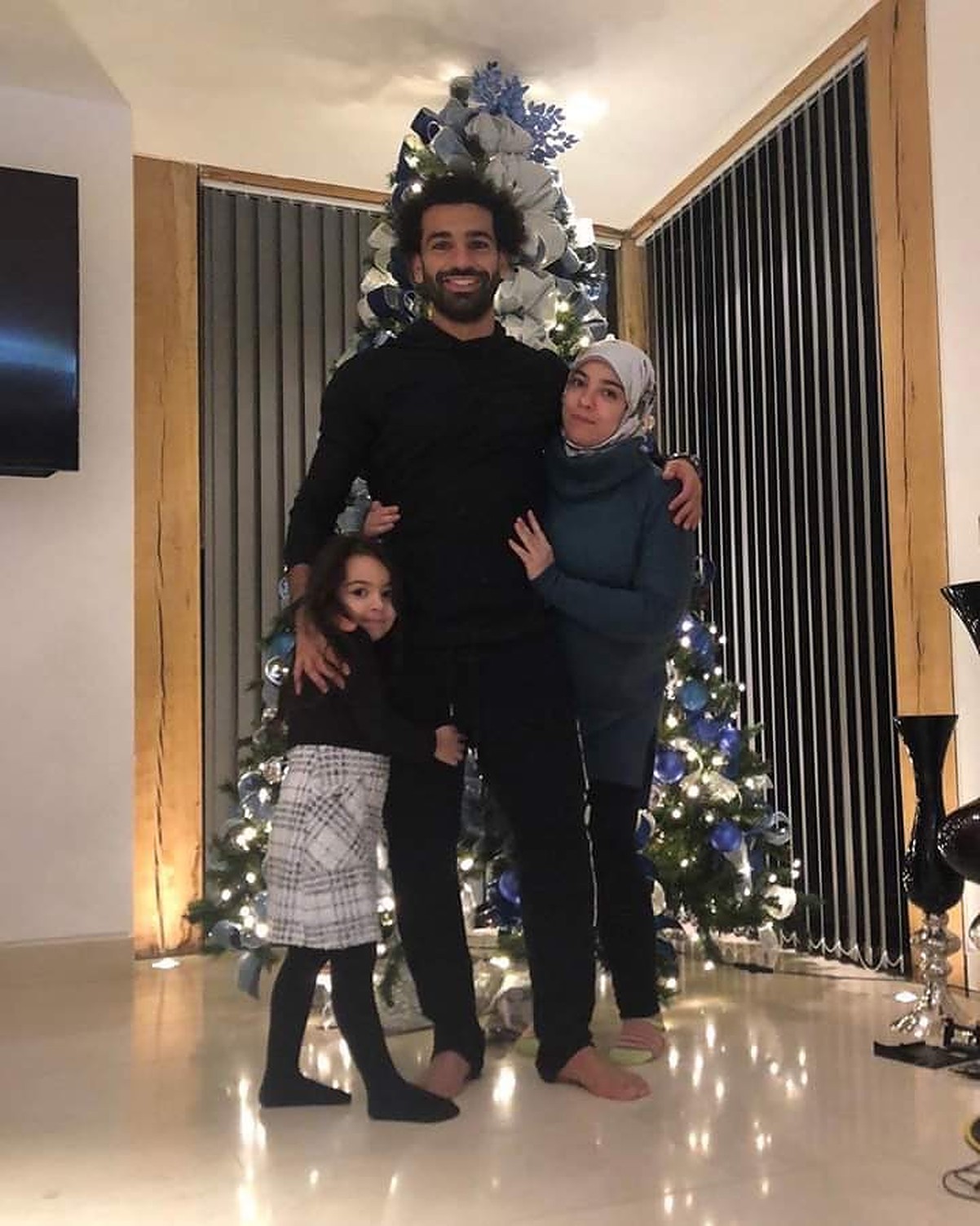 Mohamed Salah Turut Merayakan Hari Natal Bersama Anak dan Istri