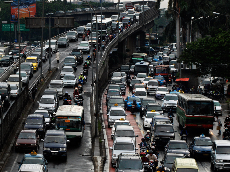 Mari Kita Macetkan Jakarta, Cicilan Mobil Murah hanya Rp 1 jeti saja perbulannya!