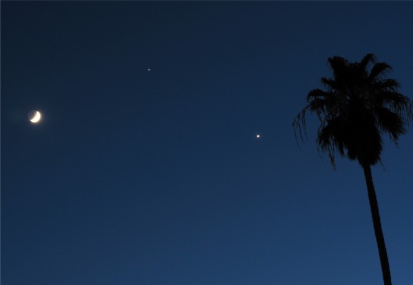 Menakjubkan, Malam ini Titik Terdekat Bumi Dengan Jupiter dan Venus