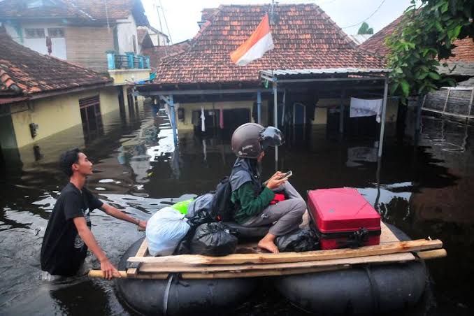 Banjir Kudus Meluas: Darurat Bencana Diterapkan, 1.619 Orang Mengungsi