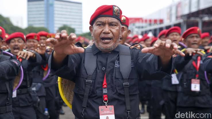 Seluruh Kader PDIP Marah Atas Spanduk Provokatif Serang Megawati 