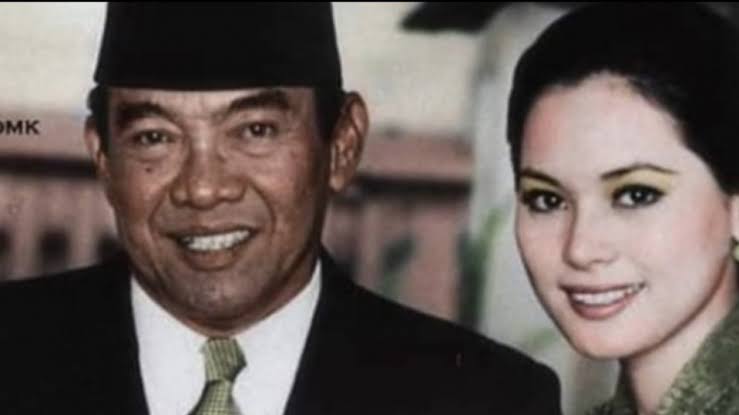 Bentuk Partai di Jepang, Dewi Sukarno Lepas Kewarganegaraan Indonesia