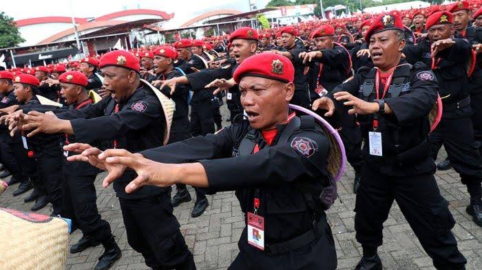 Seluruh Kader PDIP Marah Atas Spanduk Provokatif Serang Megawati 