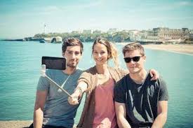 Negaranya Netijen Terkuat, Ini 4 Negara Dengan Durasi Pemakaian Sosial Media Terlama