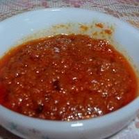 (Konon) Disukai Kita, Tapi Tidak disukai Orang Bule