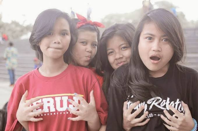 gyaru-cabe-cabean-versi-jepang