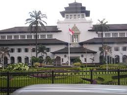 Mengenal lebih dekat Gedung Sate