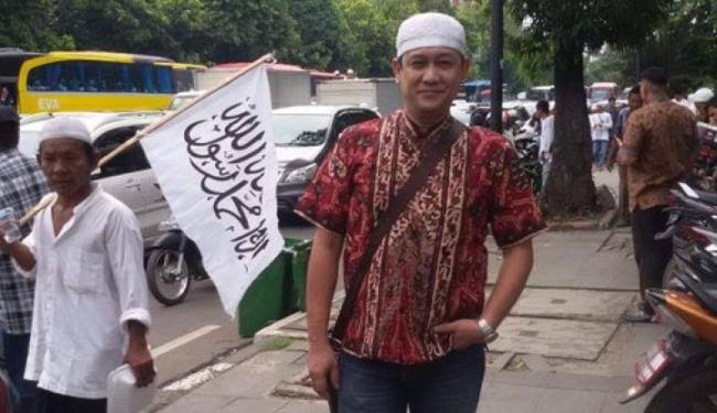 Denny Siregar Ngamuk Buntut Suara Prabowo-Gibran Terus Naik , Ade: Ikhlasin Aja