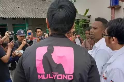 PDIP Sindir Rompi Mulyono Kaesang: Sekalian Jelasin Nebeng Jet Pribadi