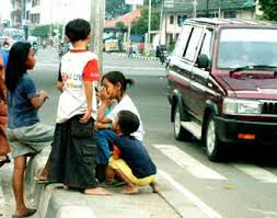 TIGA Hal yang dapat agan lakuin saat KEJEBAK MACET DALAM MOBIL (garing)