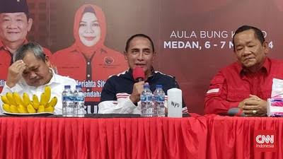 Edy Rahmayadi Resmi Daftar Jadi Bacalon Gubsu ke PDIP Sumut