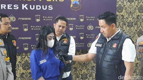 Polres Kudus Tangkap Mahasiswi Pembuat Video Asusila 'Gangbang'