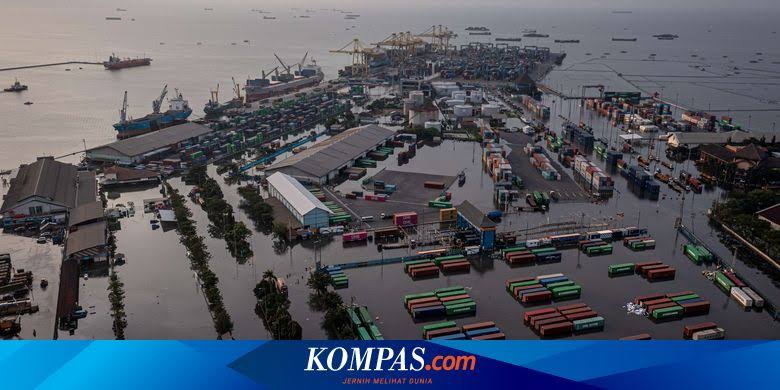 Banjir Rob di Pekalongan Meluas, 89 Orang Mengungsi