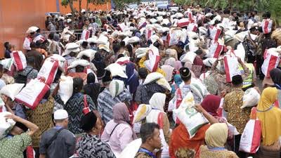 Jajan Rp 21.250/Hari, Selamat! Anda Bukan Orang Miskin Lagi 