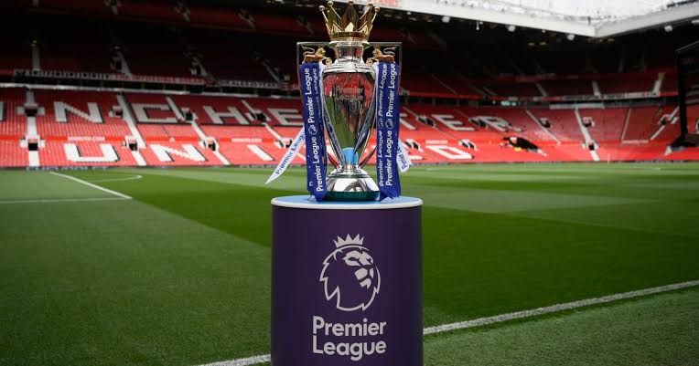 Menapaki Jalan Sukses Manchester United: Kenapa Begitu Sugih Meski Puasa Gelar?