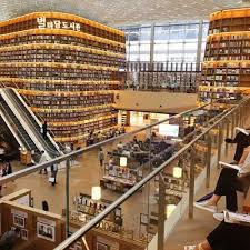 Keren! Gak Cuma Tentang K-POP, Korea Juga Punya Perpustakaan Mewah Di Tengah Mall