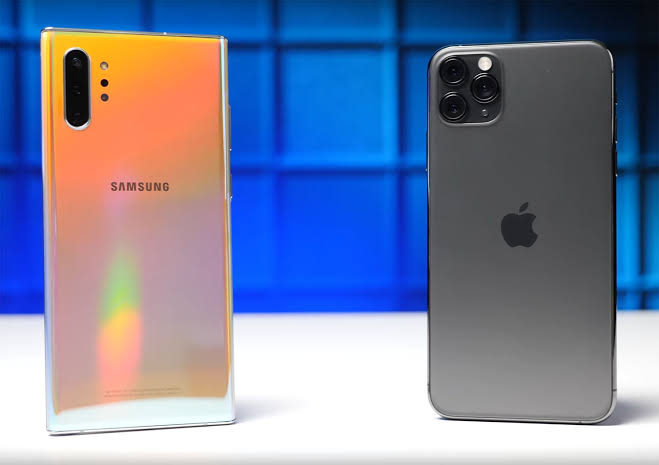 Ini 4 Smartphone Flagship Dengan Triple Camera Terbaik Saat Ini