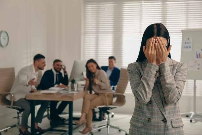 These 8 Characteristics of Office Colleagues Are Toxic, Bro