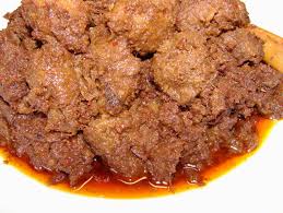 Ane Mau Tanya Lagi Gan, Lebih Pilih Ayam Goreng Atau Rendang Daging??
