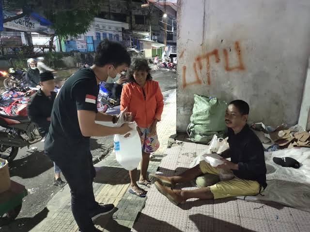 Nyaman Hidup Sebagai Gembel, Mentalitas yang Memberi Masalah Satu Negara