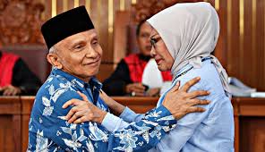 di-jepang-jokowi-plonga-plongo-sendiri-gak-ada-yang-kasih-ucapan-selamat