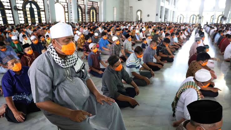 Tarawih Pertama Tetap Khidmat, Meski Di tengah Wabah