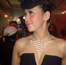 10 Artis Cantik Indonesia yang Telah Menjadi Janda 