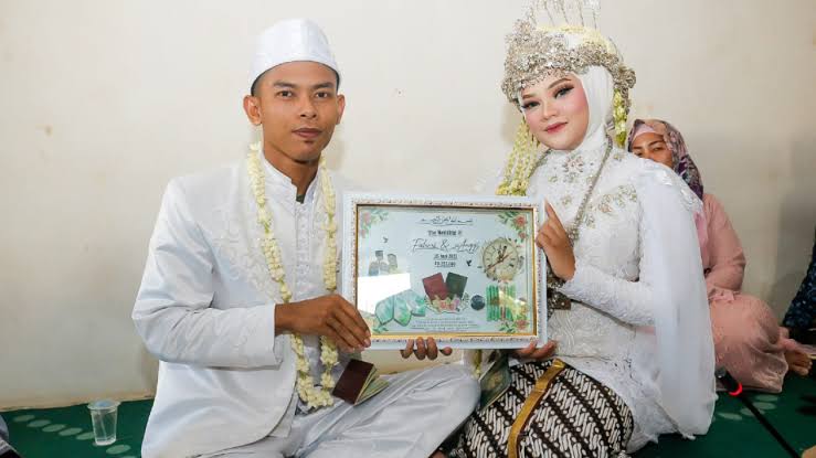 Kisah Pahit di Balik Hilangnya Anggi Anggraeni Setelah Akad Nikah &#91;Kompetisi GPT&#93;