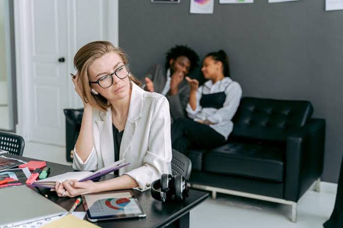 These 8 Characteristics of Office Colleagues Are Toxic, Bro