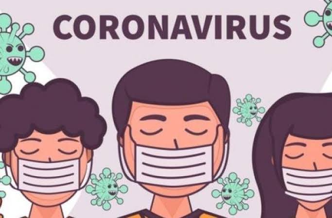 Buat Aksi Challenge Virus Corona, Wanita Ini Jilat Toilet Pesawat, Jangan Ditiru!