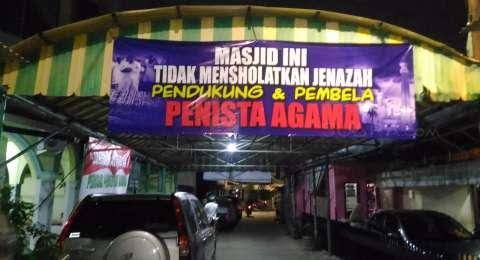 anies-christmas-carol-di-trotoar-bentuk-keadilan-di-jakarta