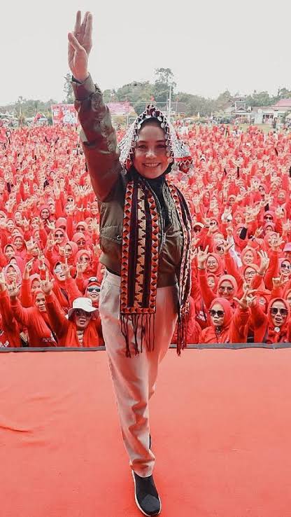 Kejutan Istri Ganjar Survei Pilkada Jateng 2024, Elektabilitas Siti Atikoh melejit