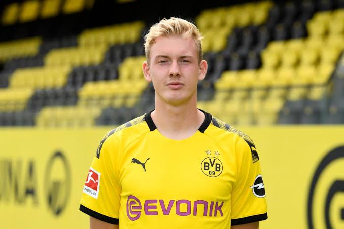 Deretan Penyerang Muda Hebat Yang Kini Memperkuat Borussia Dortmund !