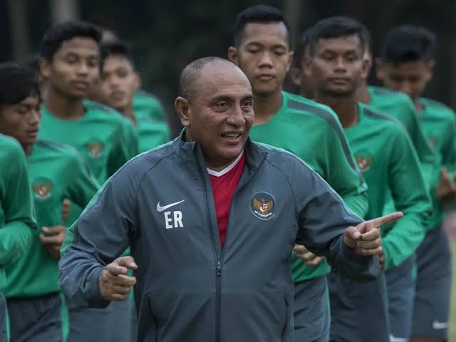 Edy Rahmayadi Resmi Daftar Jadi Bacalon Gubsu ke PDIP Sumut