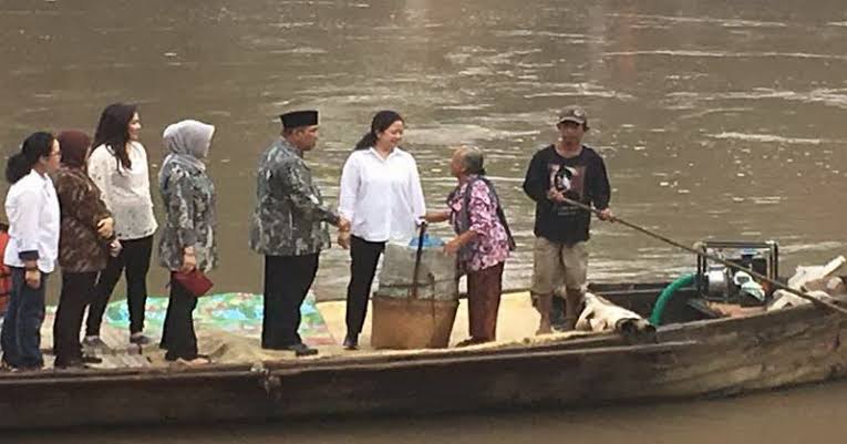 Puan Dongkrak Elektabilitas, Aktif Hadiri Acara Internasional hingga Tempel Jokowi