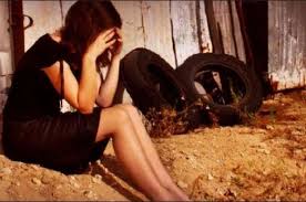 Seorang gadis di gangbang 4 pria