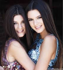 BB+ Pesona 'si kembar' Kendall &amp; Kylie Jenner 