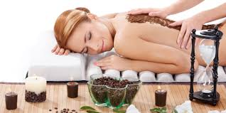 Kesalahan Berbahaya yang Sering Dilakukan saat Mandi