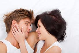 4 Teknik Menemukan G-Spot wanita (pasutri masuk)