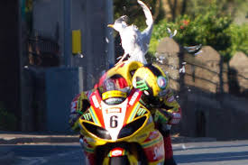 TT Isle of Man... Balapan paling ngeri... MotoGP kalah gan!! &#91;pics+vids&#93;