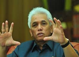 Ampun gan...cuma becanda gan..ane...ampuuuuuuun...!!!!!!.